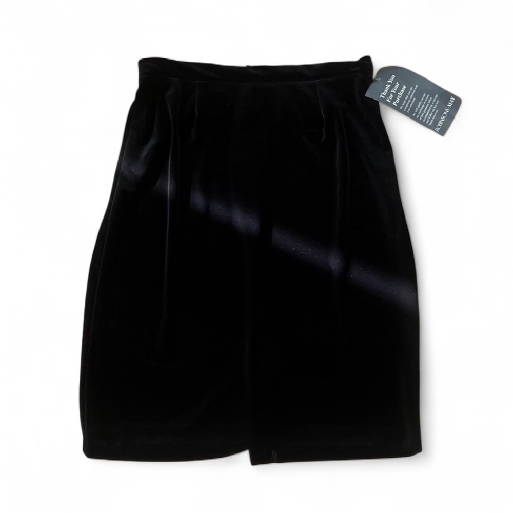 Black Velvet Pencil Skirt Size 6P Dead-stock NWT